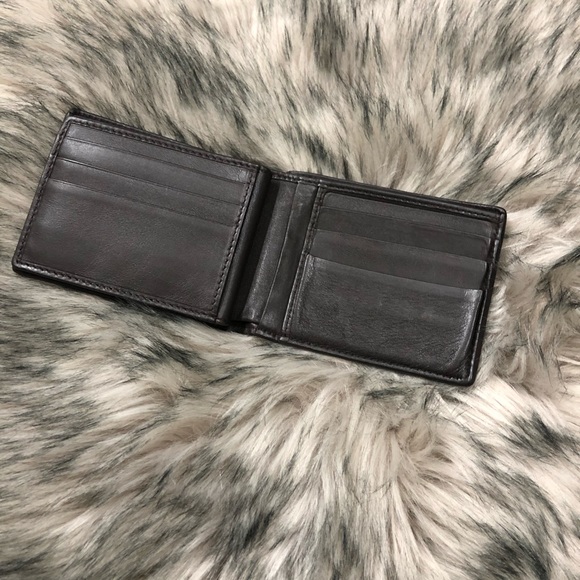 SOLD Gucci Mens brown leather wallet - Picture 4 of 8